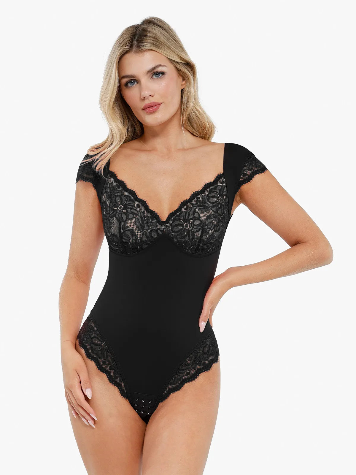 ALYSSA – Lace Cup Bodysuit met Cap Sleeves - LivingCurves Tops Body Shaper Tank Zwart / XS