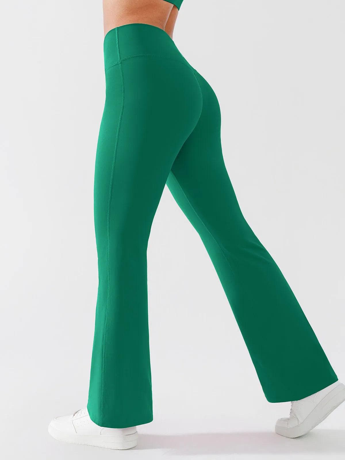 CELESTE – Flared Yoga Shaping Pants - LivingCurves Licht Blauw / XS