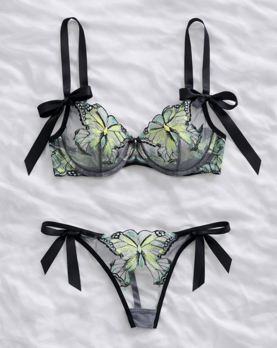 LIVC Lingerie set – Fijn vlinderborduurwerk met zachte uitstraling voor Dames