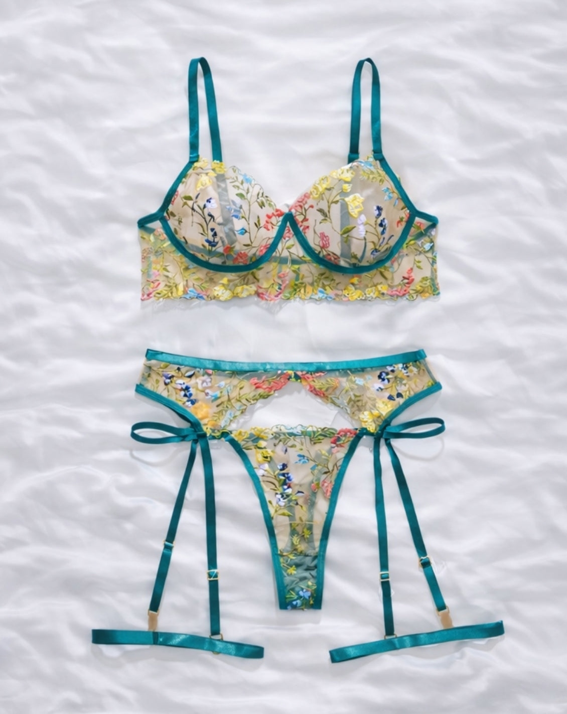 LIVC Lingerie set – Groen floral design met elegante details voor Dames
