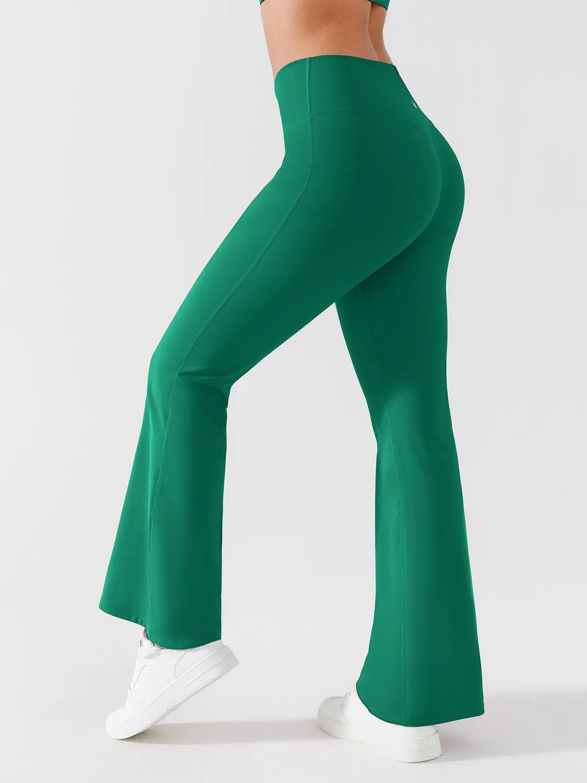 CELESTE – Flared Yoga Shaping Pants - LivingCurves Licht Blauw / XS