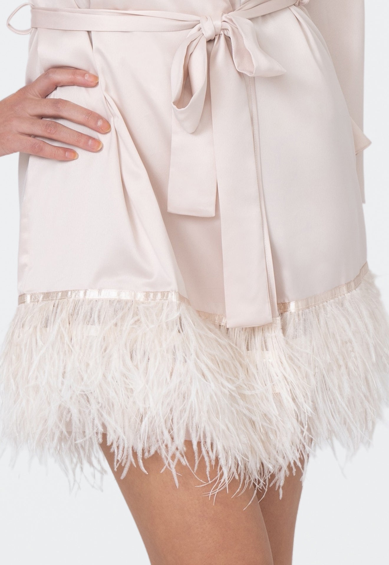 Rya Sleepwear Swan Champagne Ostrich Feathered Robe 394