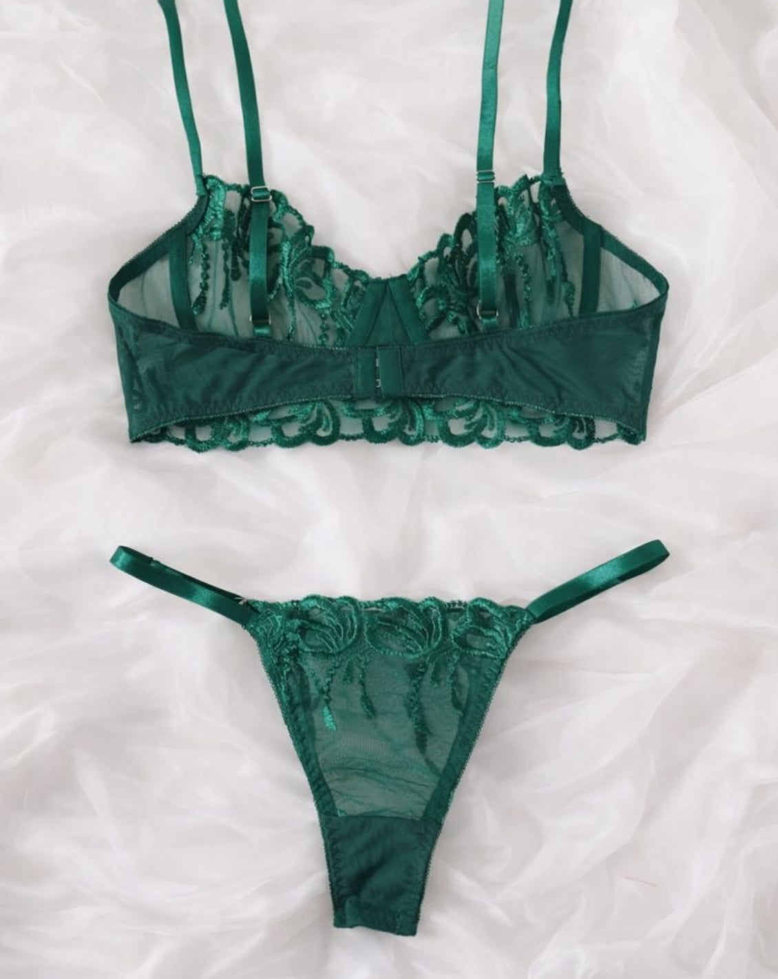 LIVC Lingerie set – Verfijnd groen met elegante afwerking voor Dames