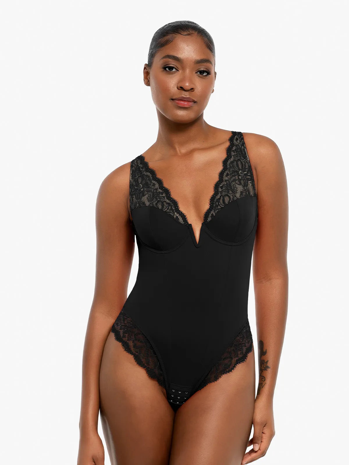 ALYA – Lace Hourglass Bodysuit - LivingCurves Sexy Tops Body Shaper Zwart / XS