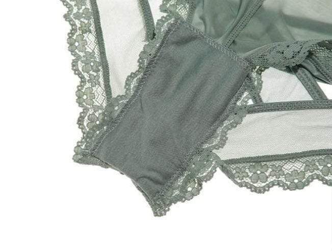 LYRA LACE CUT-OUT SLIP