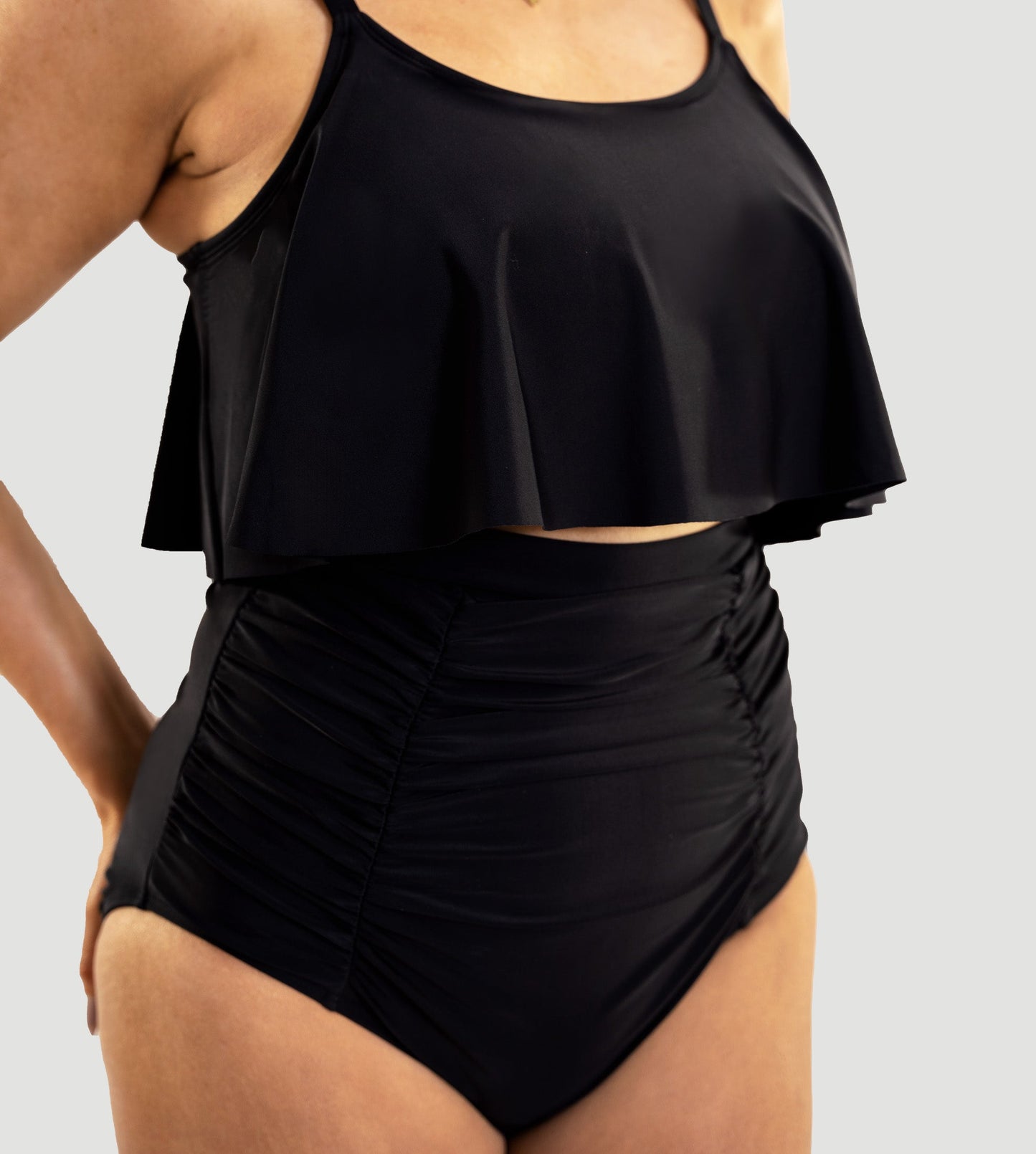 SOLENA – High-Waist Shaping Bikini Bottom - LivingCurves Swimwear Zwart / S