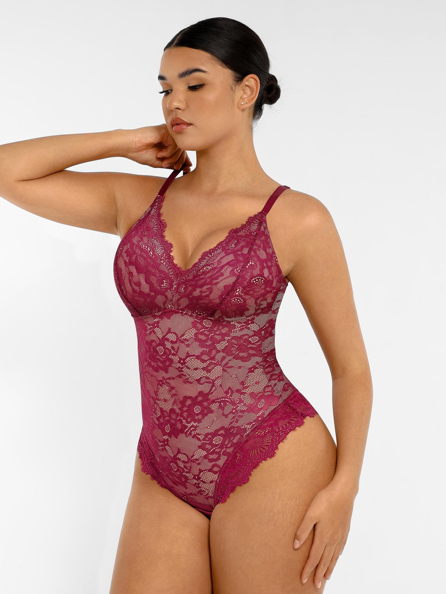 LIVC – Kanten Bodysuit met Stretch & Verleidelijke Pasvorm