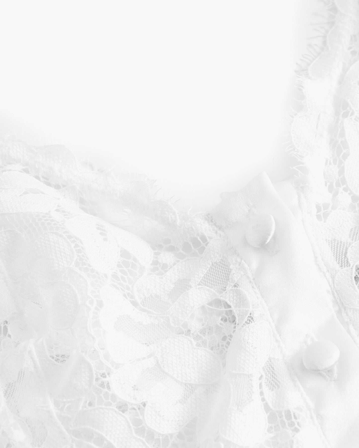 MAGNO – Luxe Eyelash Lace Romper