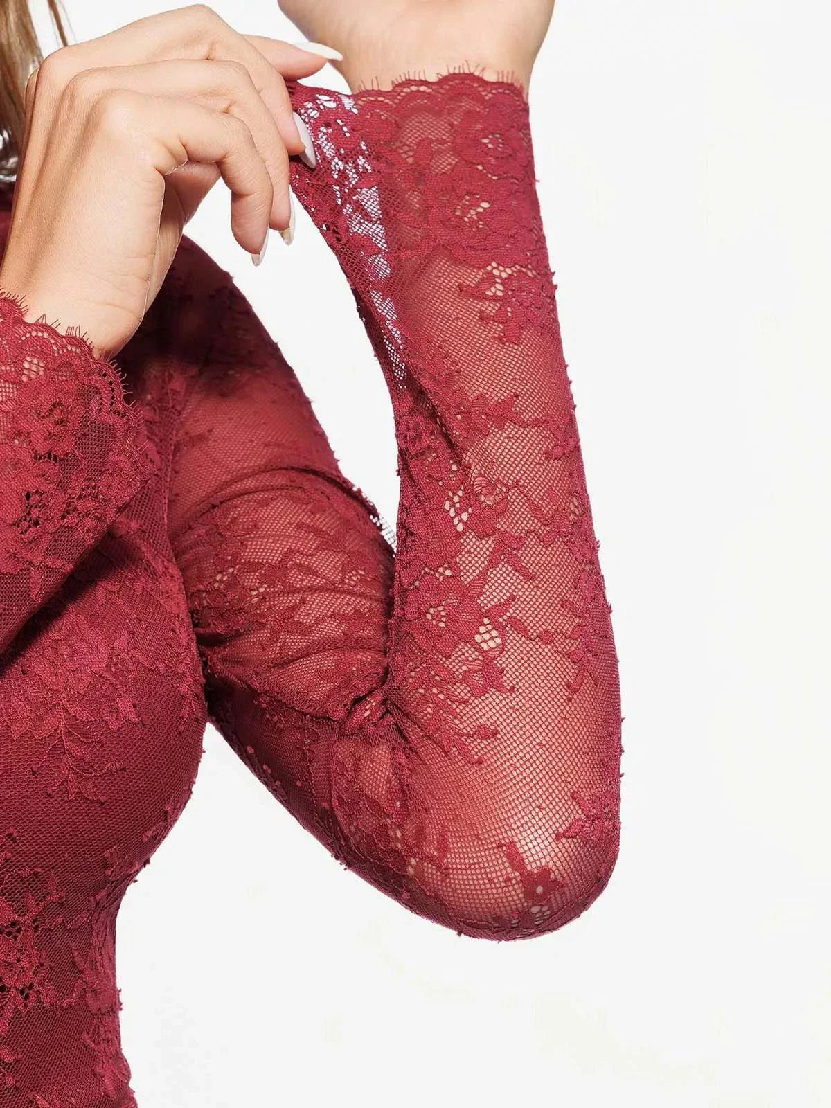 ELVIA – Lace Bodysuit met Lange Mouwen - LivingCurves Zwart / XS