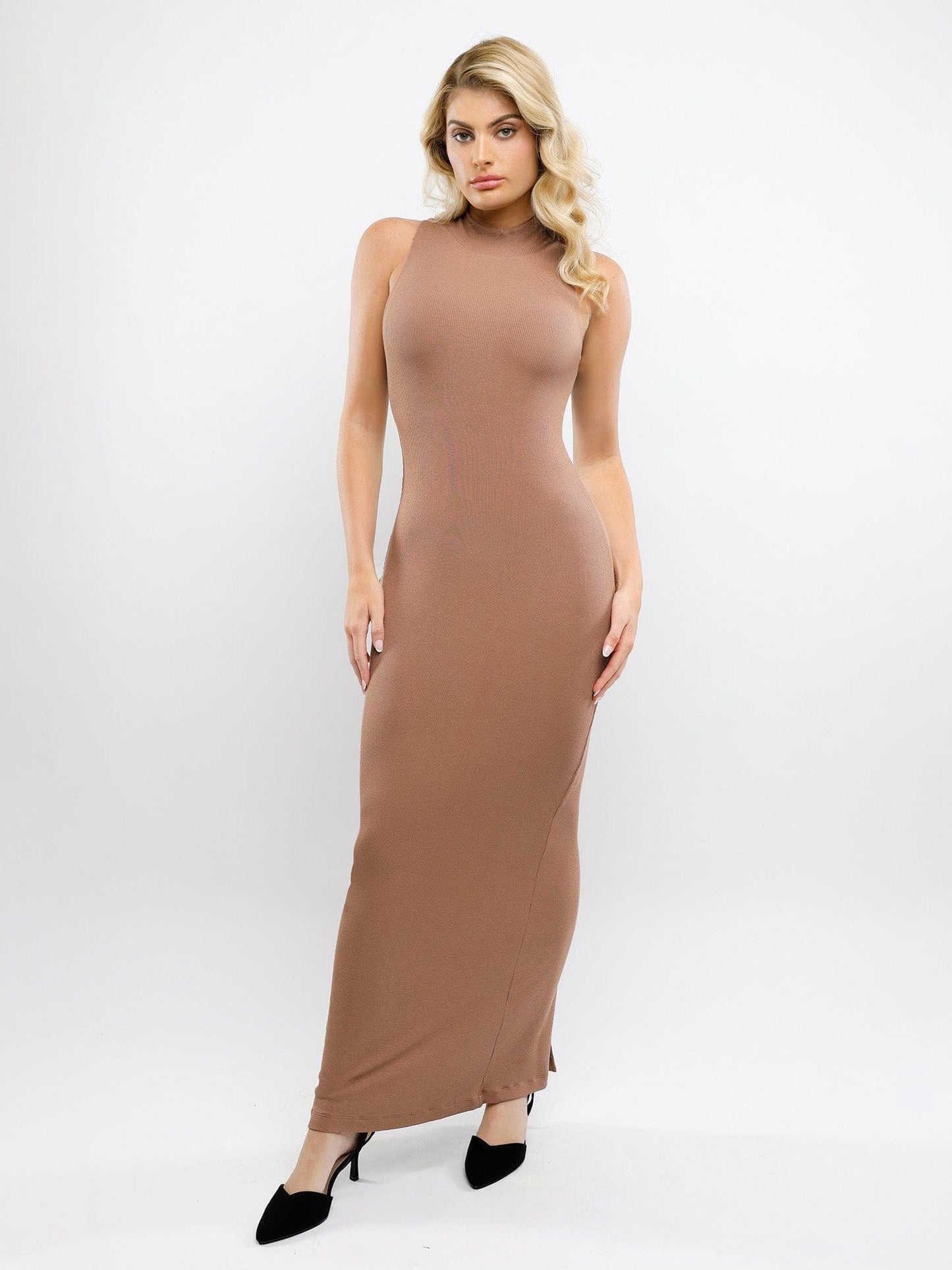 NOVARA – Shaping Mock Neck Maxi Dress