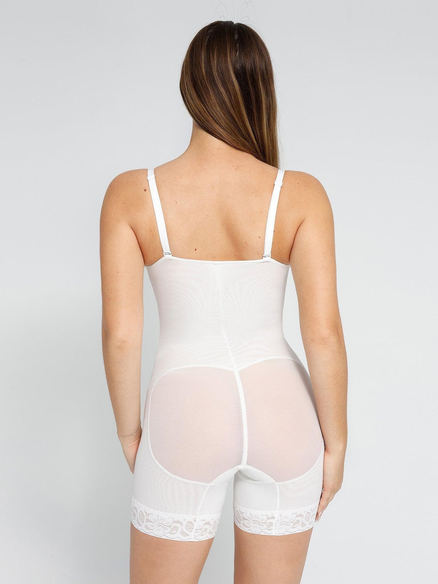 ELYSIA – Lace Bodysuit - LivingCurves Sexy Shaping Daily Outfits Kant Deep-V (valt klein) / Zwart / S