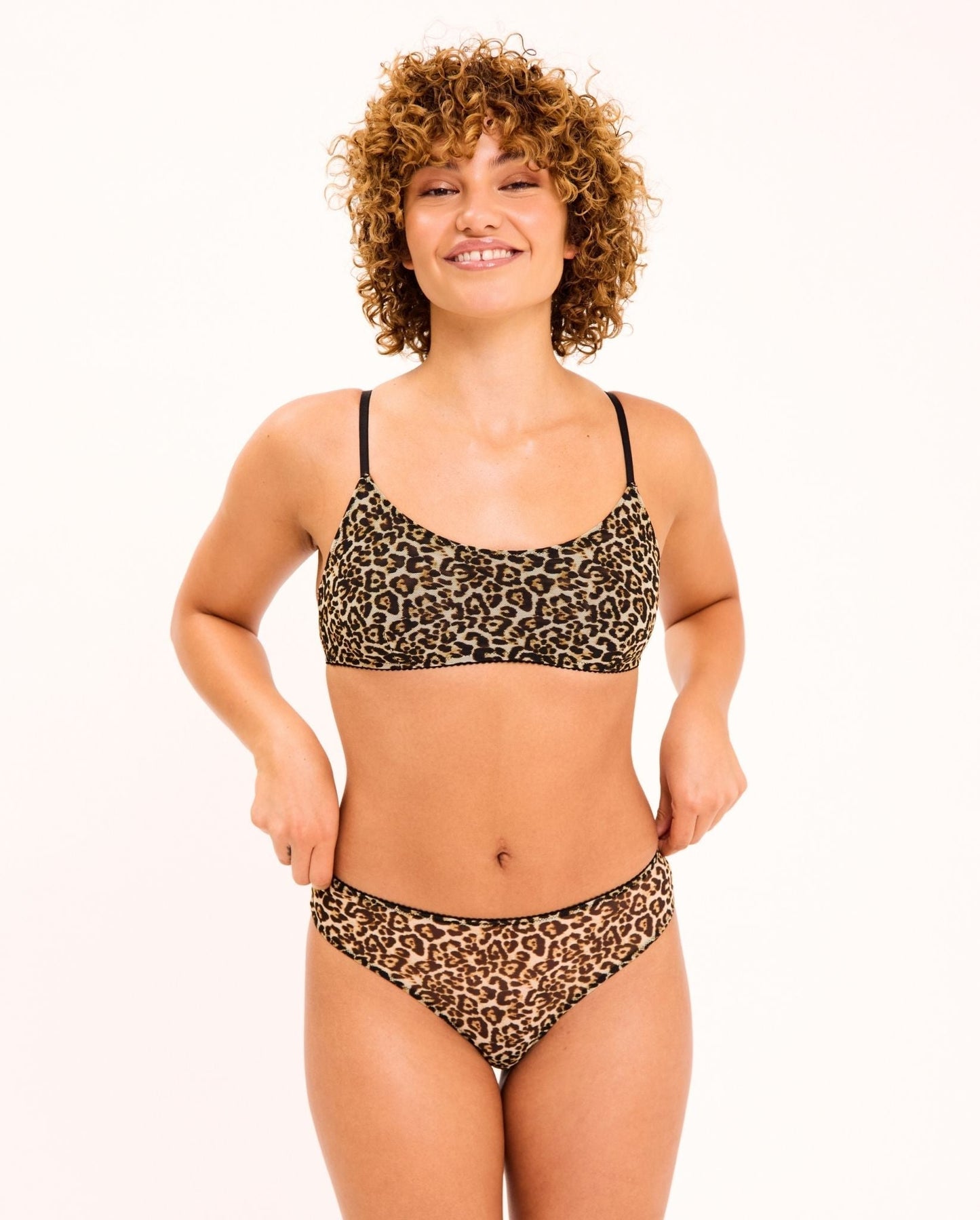 LEONA – Mesh Scoop Bralette Luipaard