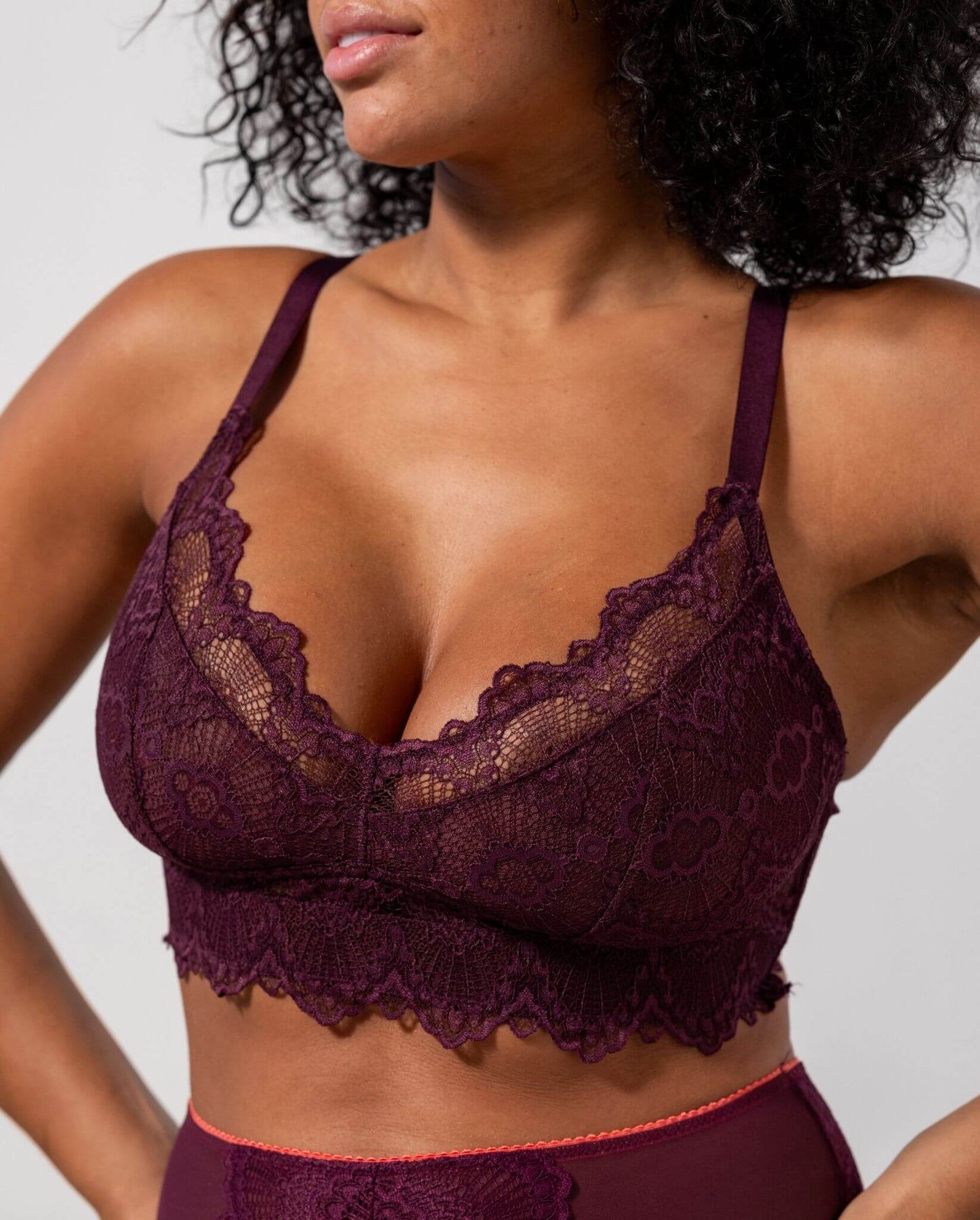 AURÉA – Supportive Lace Bralette