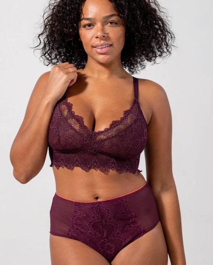AURÉA – Supportive Lace Bralette