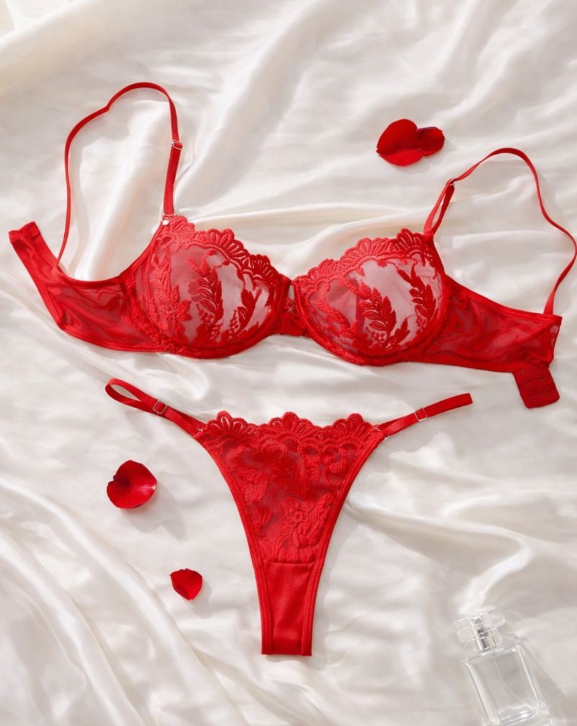 LIVC Lingerie set – Rood bloemenkant met romantische uitstraling voor Dames