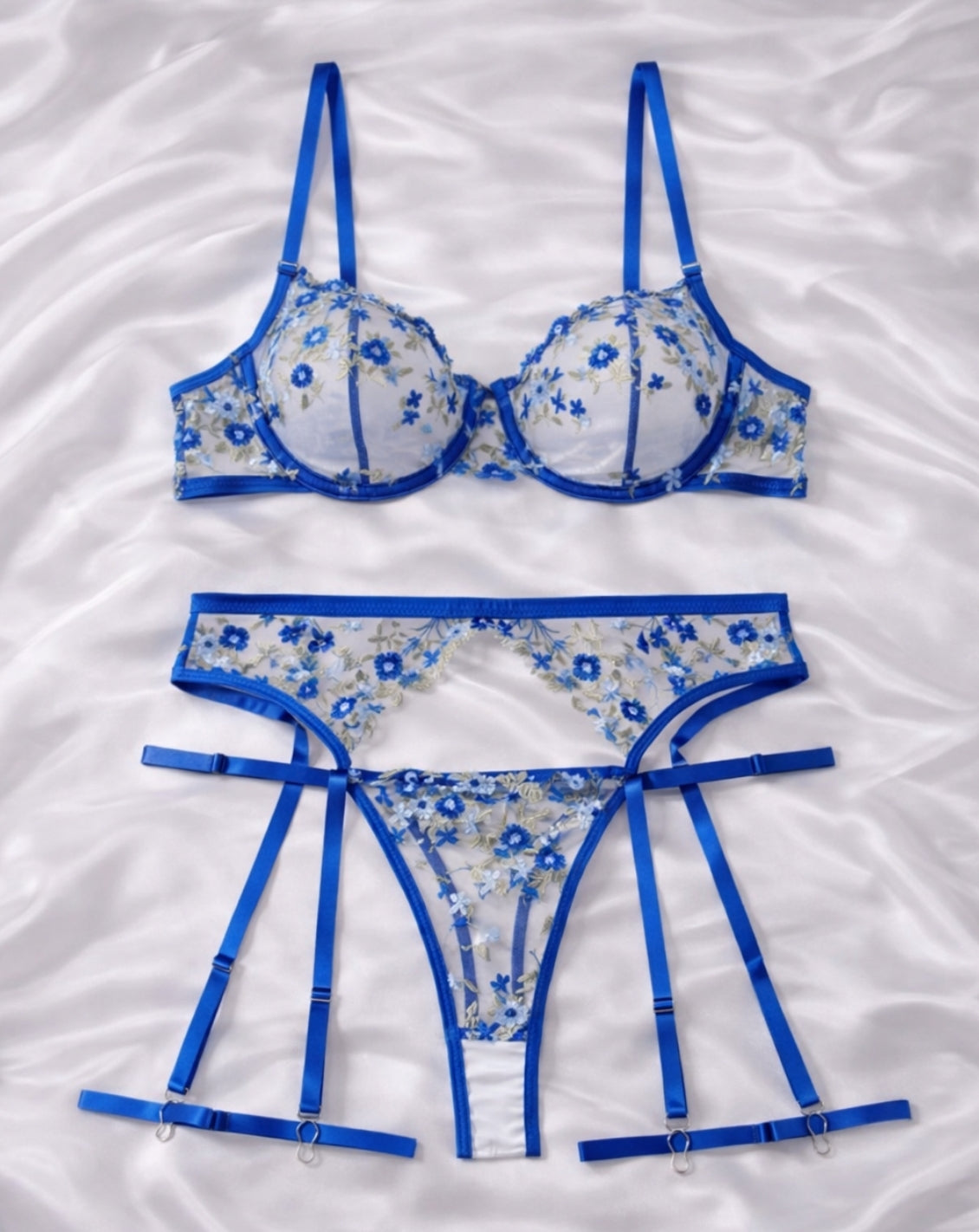 LIVC Lingerie set – Zachte tinten en verfijnde details voor Dames
