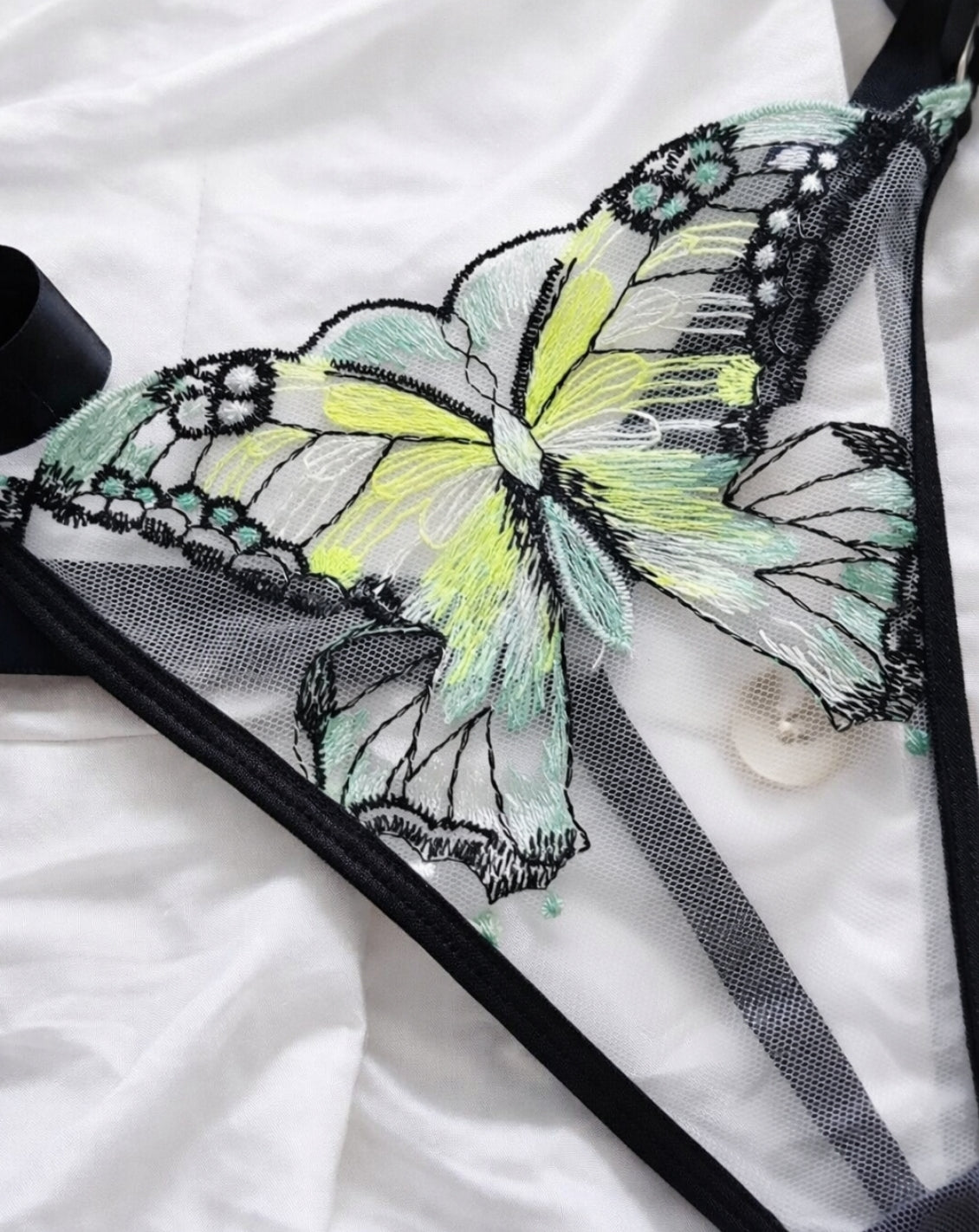 LIVC Lingerie set – Fijn vlinderborduurwerk met zachte uitstraling voor Dames