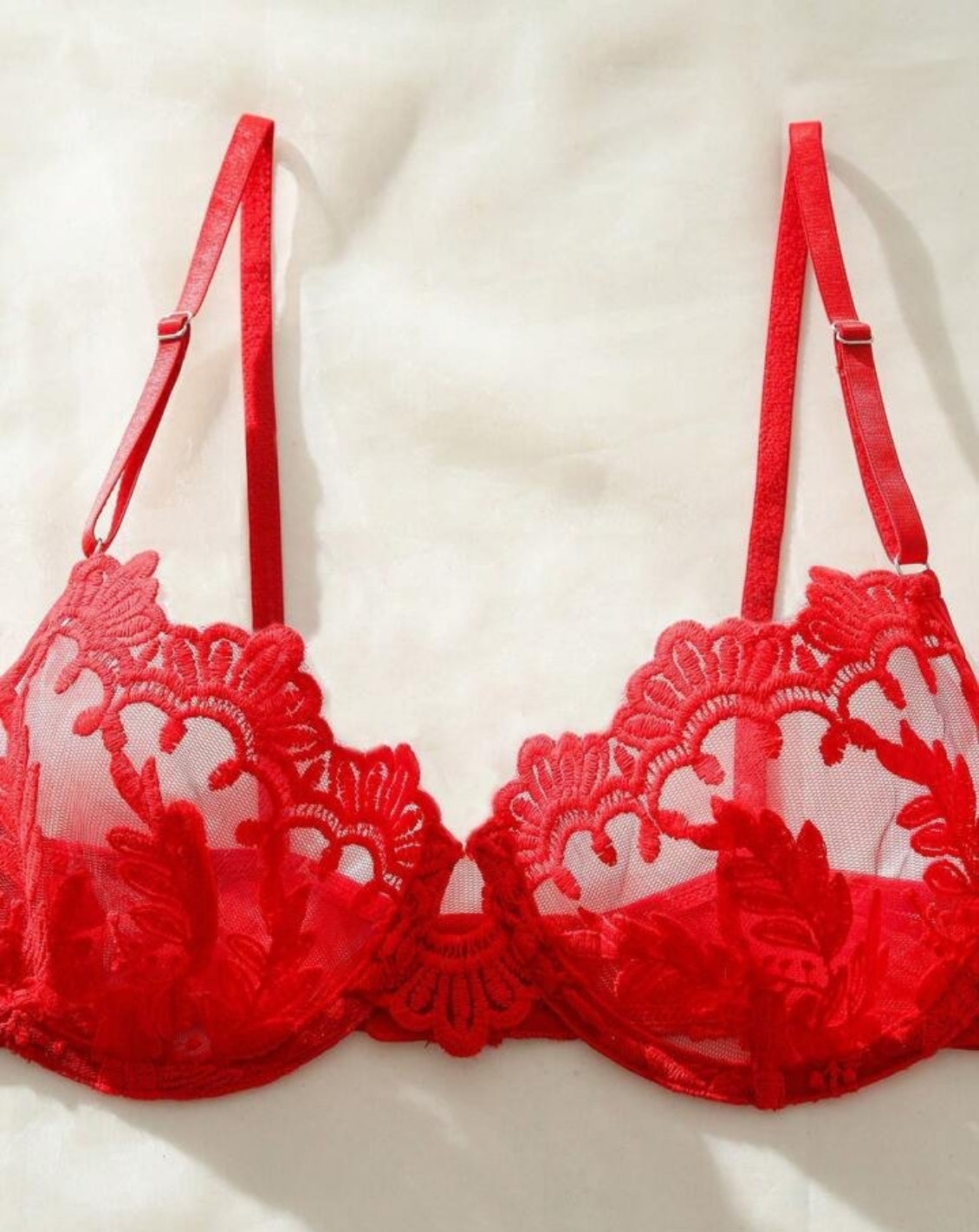 LIVC Lingerie set – Rood bloemenkant met romantische uitstraling voor Dames