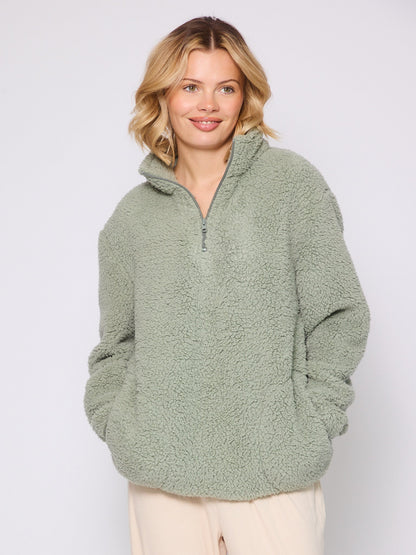 The Snug Season 1/4 Zip in Green
