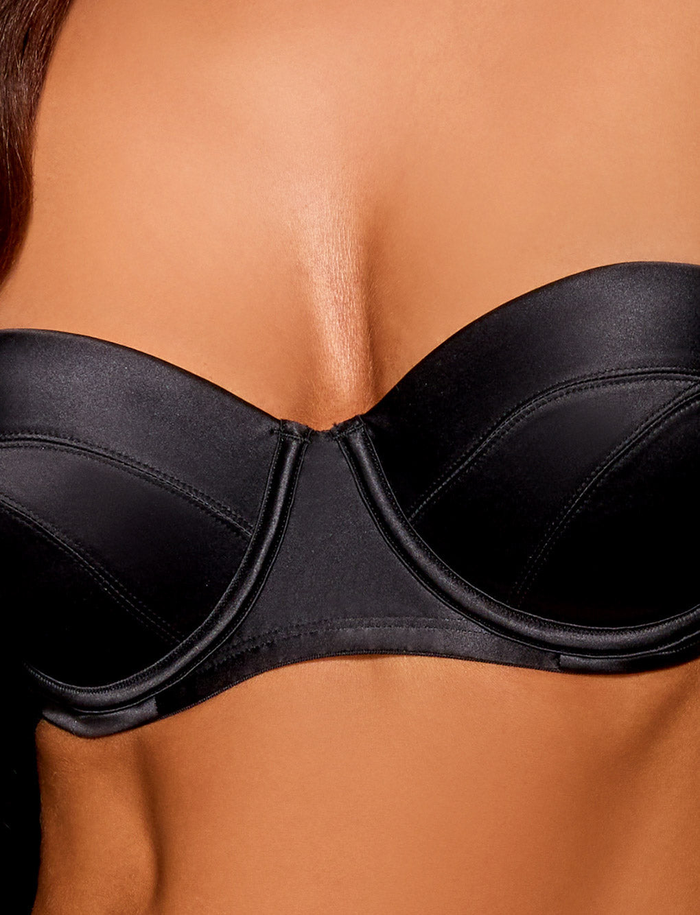 Lunavia Noir – Bonded Satin Harness Bra