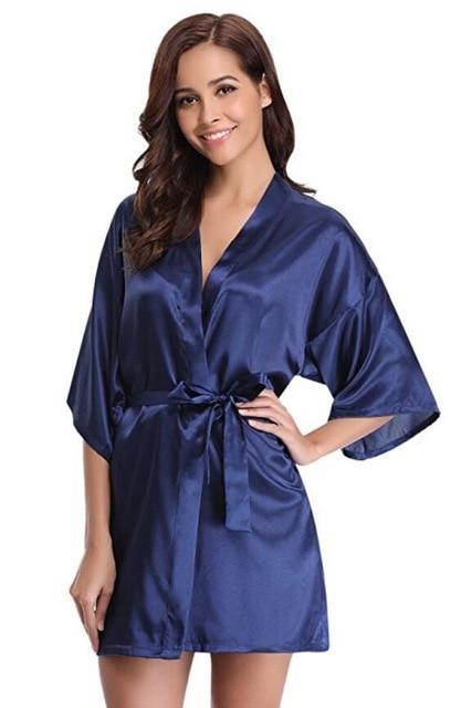 Lucía Satin Wrap Gown – Satijnen Kamerjas in Luxe Look