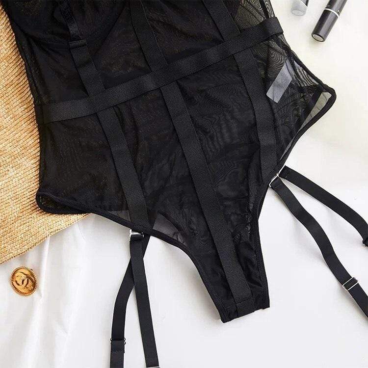 ELYSARA – Kanten Lingerieset met Open Slip en Striksluiting op de Rug