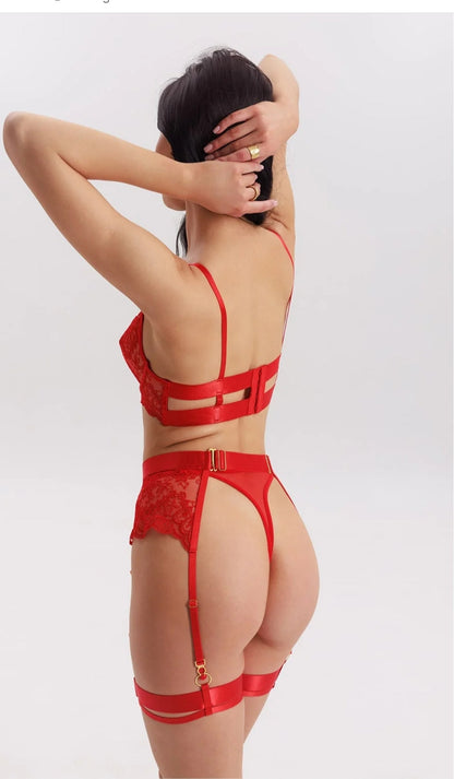 Bravoure – Vierdelige Lingerieset in Rood of Wit