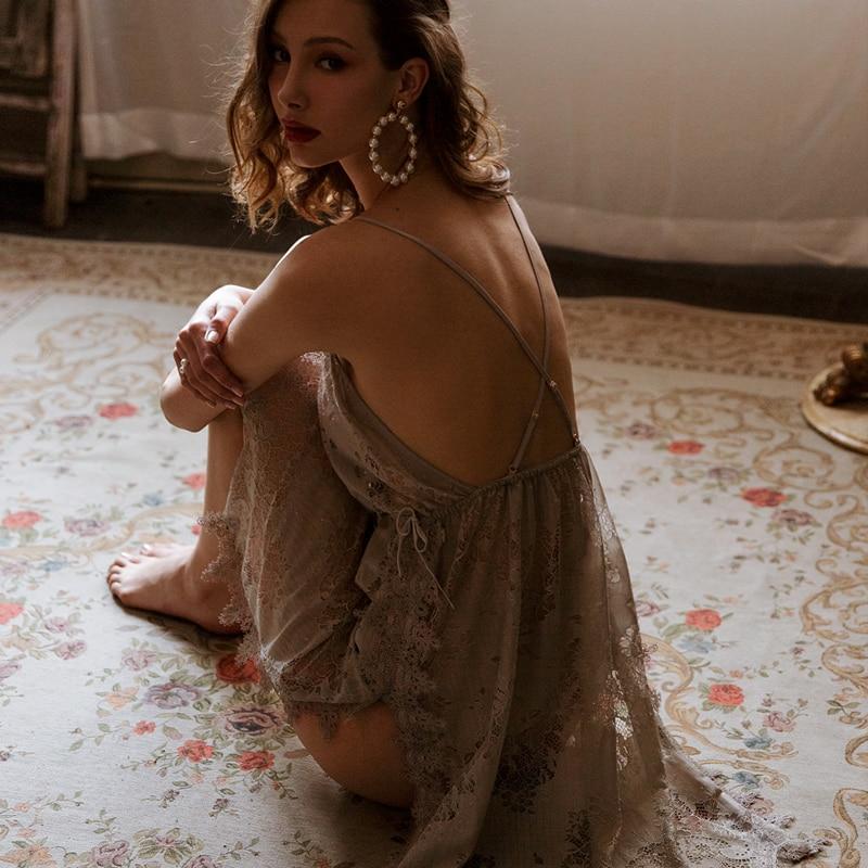 Léa lace nightdress – kanten nachtjurkje met zachte glans