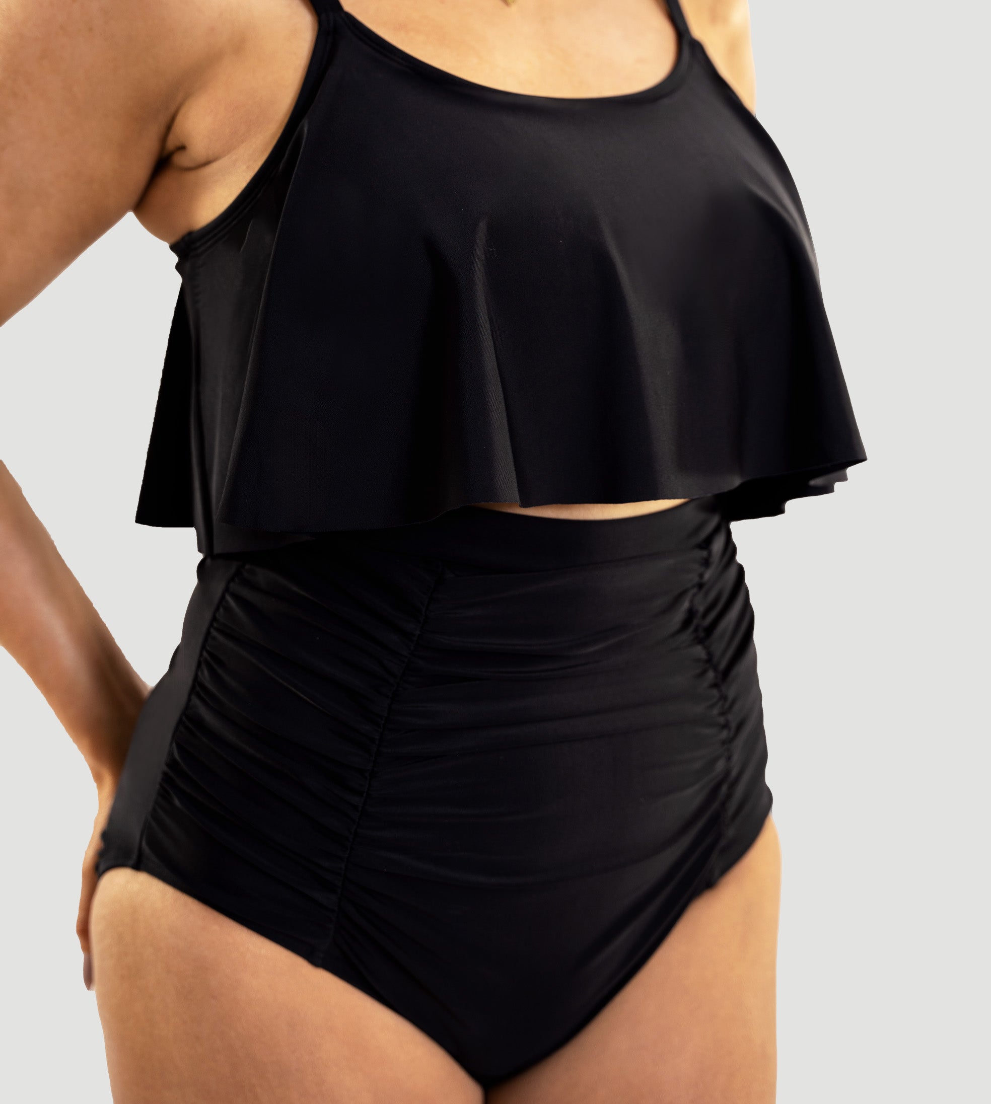 SOLENA – High-Waist Shaping Bikini Bottom - LivingCurves Swimwear Zwart / S