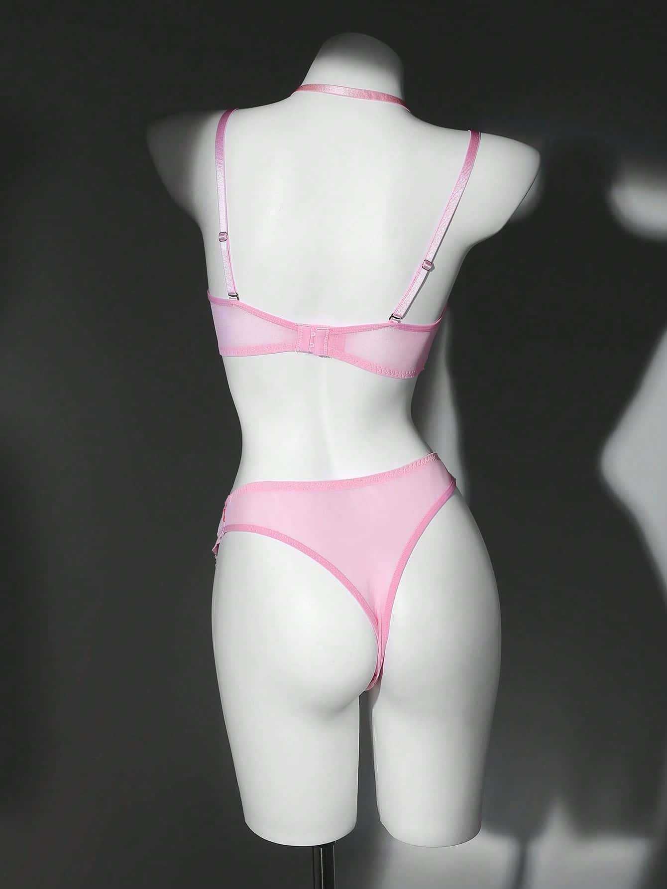 Lingerieset Dames Kant – Roze Met Haltertop – Verleidelijke Set met Soepele Pasvorm