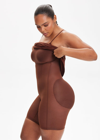 ELYNA – SecretSculpt Spaghetti Strap Midi Jurk