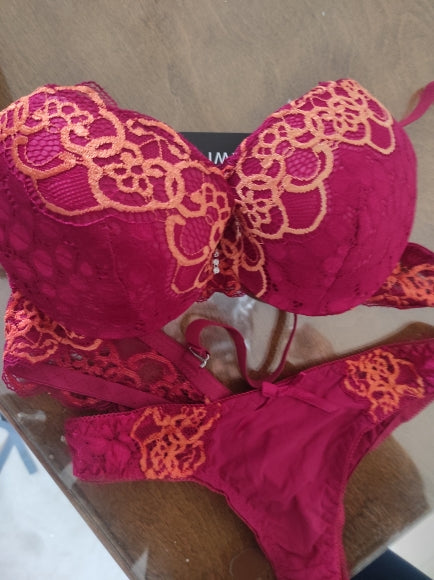 Magic Light Lift Set - Licht Gevoerde Bh + String