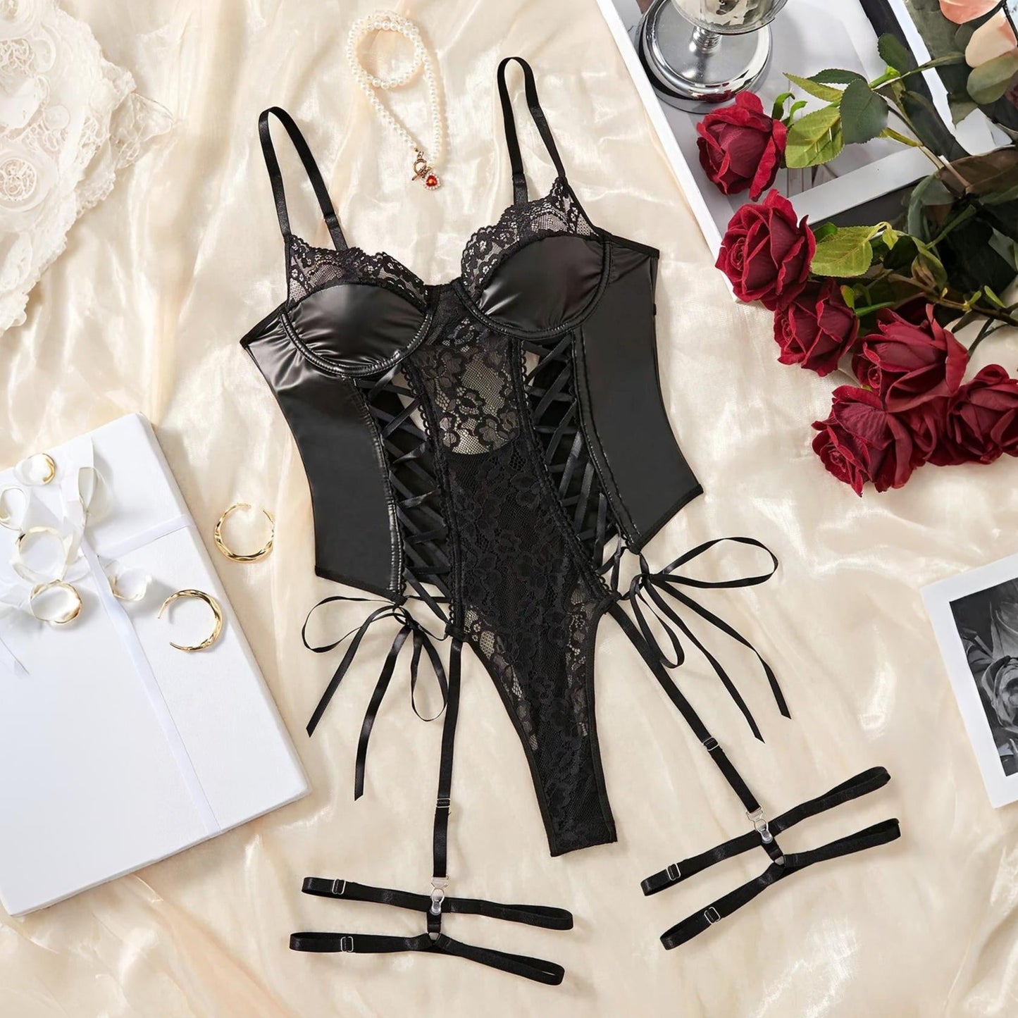 Midnight Lace-Up – Lingerieset