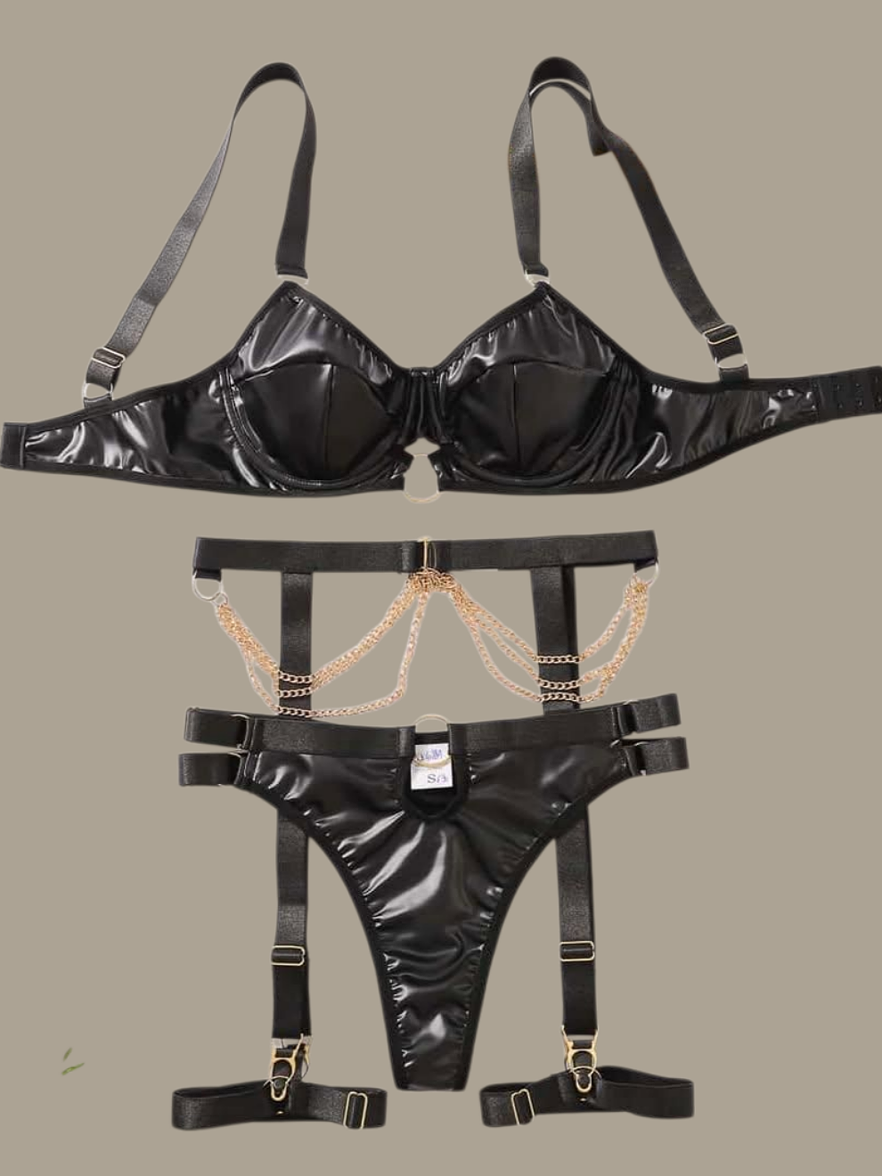 Selena – Lak & Mesh Lingerieset in Zwart of Rood