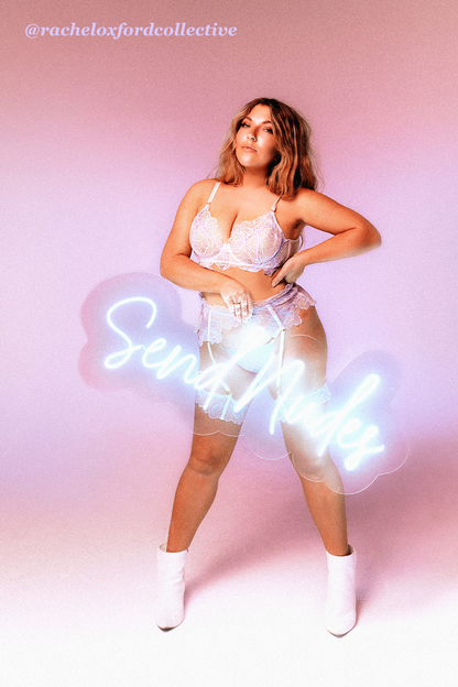 BLUSHÉ – Embroidered Blush Set