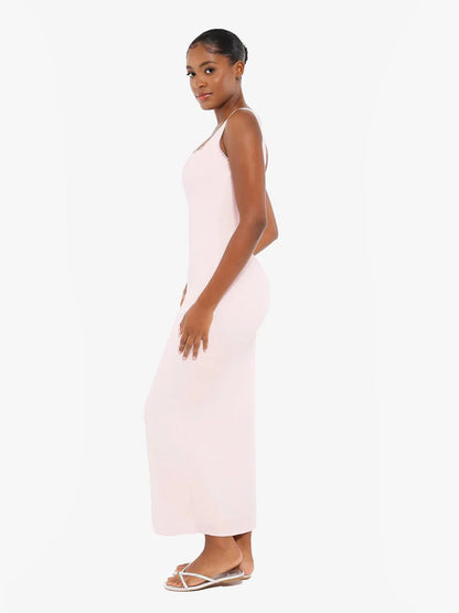 FAYE – Shaping Maxi Jurk met Kant & Henley Detail