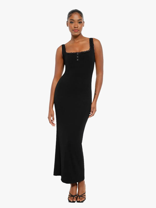 FAYE – Shaping Maxi Jurk met Kant & Henley Detail