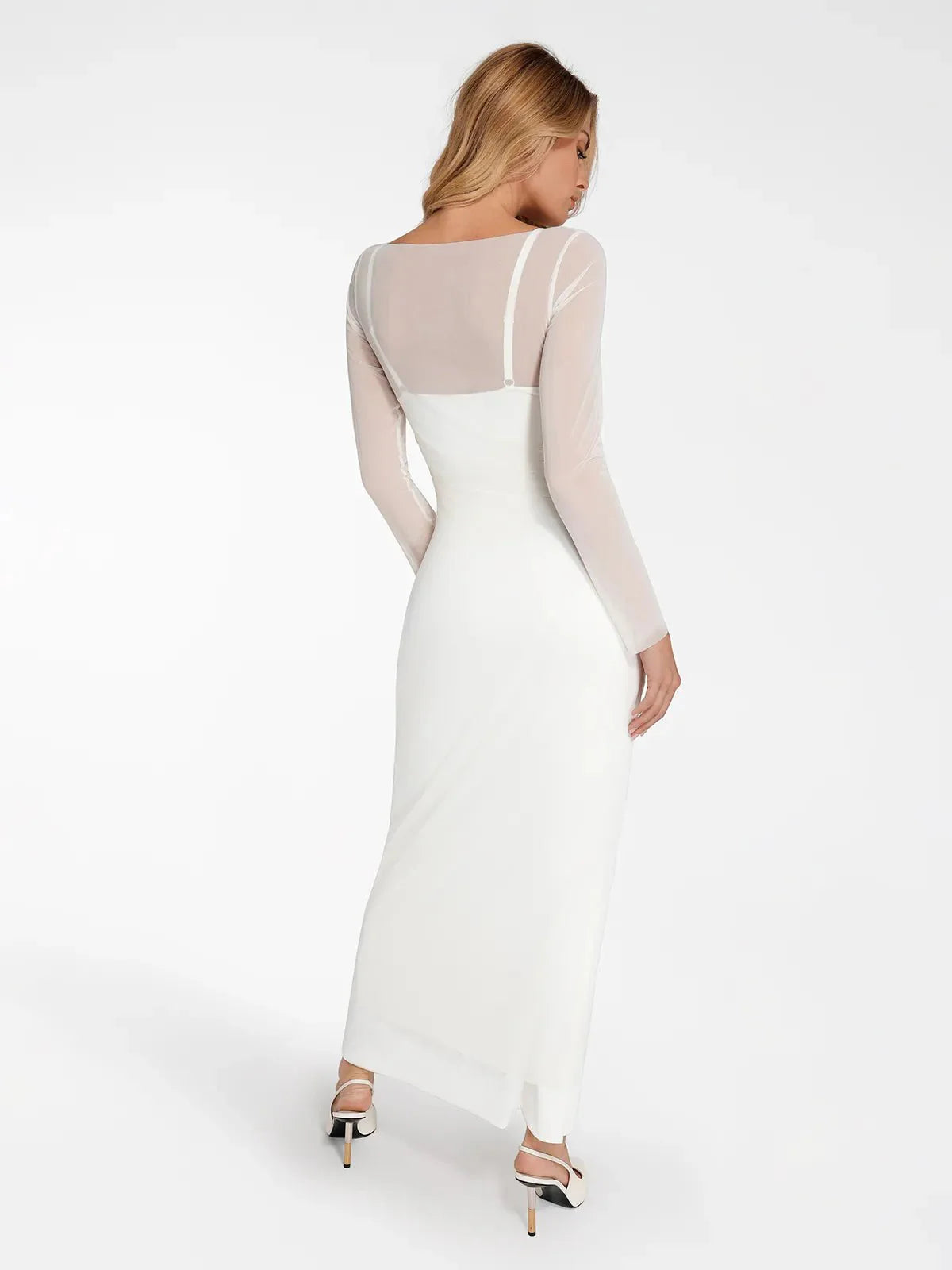 LYSERA – Sheer Mesh Maxi Cover-Up - LivingCurves Outerwear Rood / S