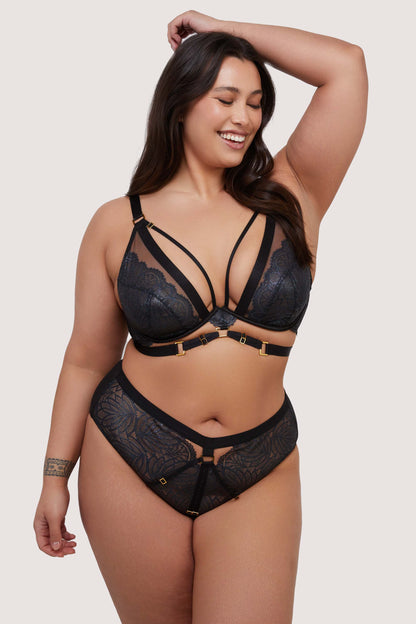 TABYX – Wet-Look Lace Plunge BH Zwart - LivingCurves Bra 30DD
