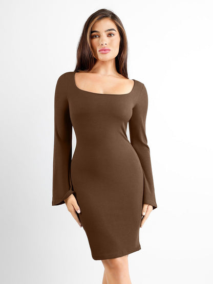 SORAYA – Shaping Midi Dress met Bell Sleeves