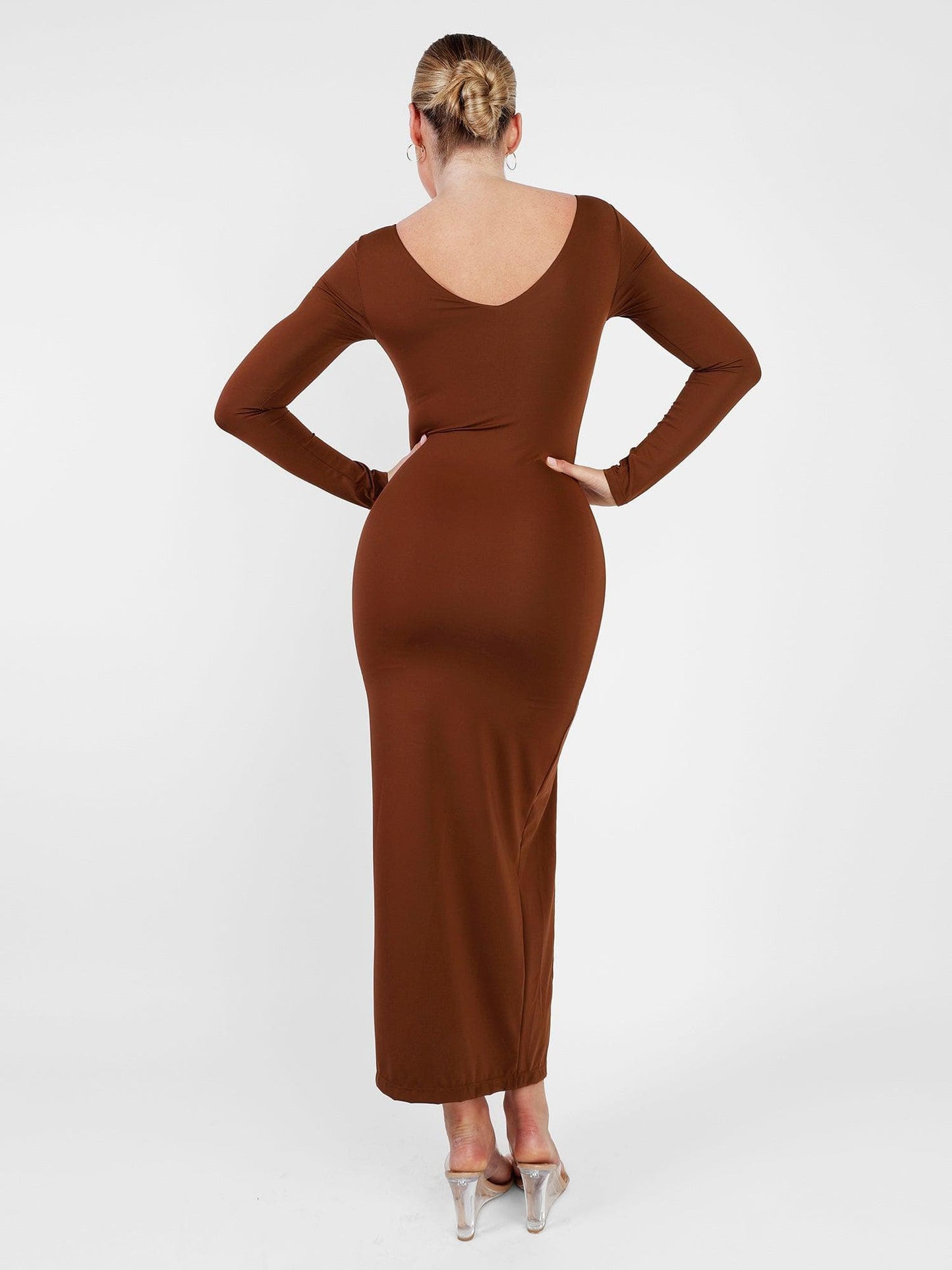 AMARA – Shaping Maxi Jurk met V-Hals & Lange Mouwen