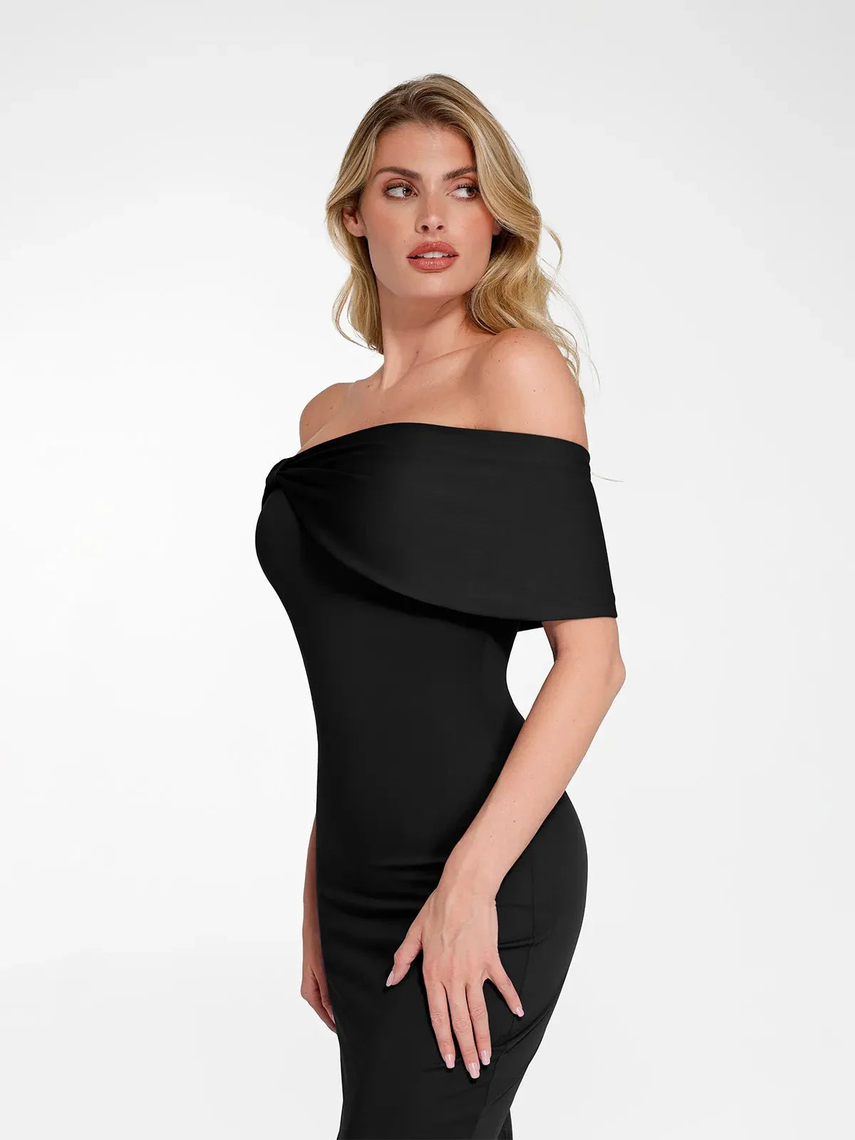LUA – Off-Shoulder Slim Maxi Dress