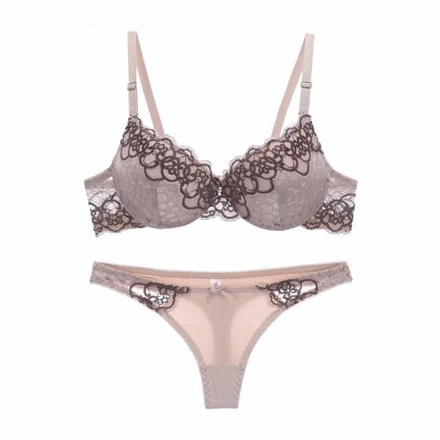 Magic Light Lift Set - Licht Gevoerde Bh + String